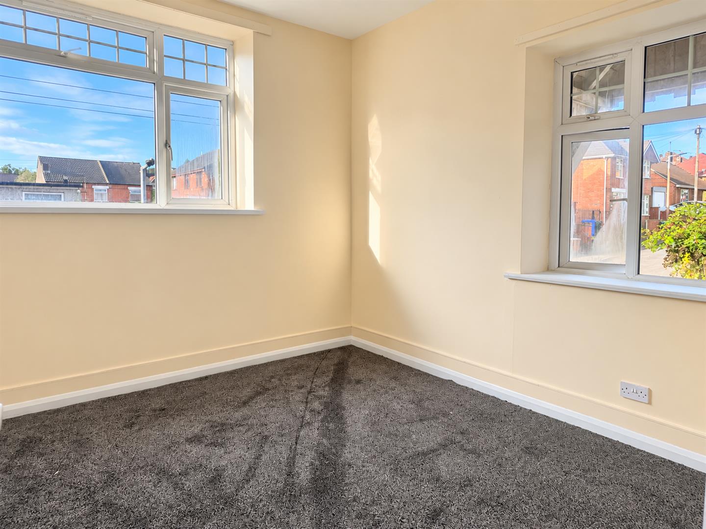 1 bed flat to rent in Ilkeston 2