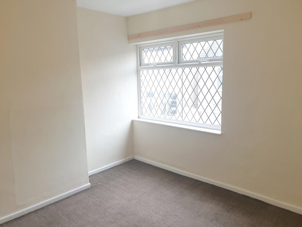2 bed  to rent in Ilkeston 5