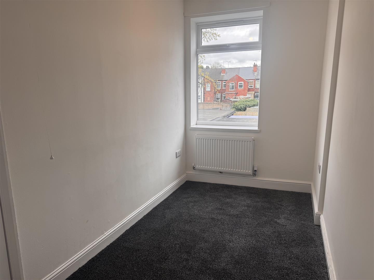 2 bed  to rent 7