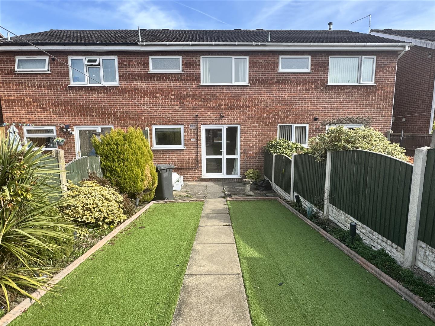 3 bed to rent 17