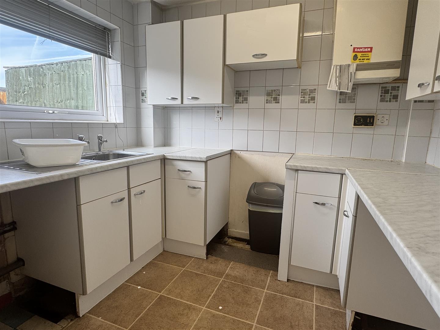 3 bed to rent 5