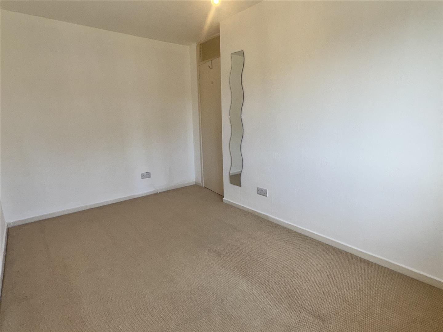 3 bed  to rent  - Property Image 6
