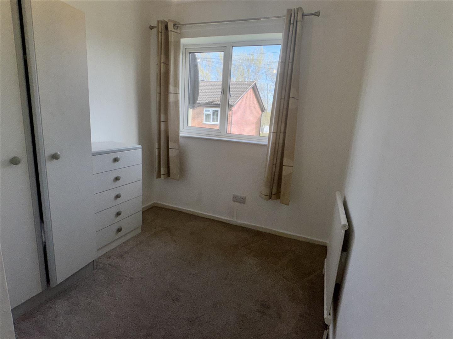 3 bed to rent 9