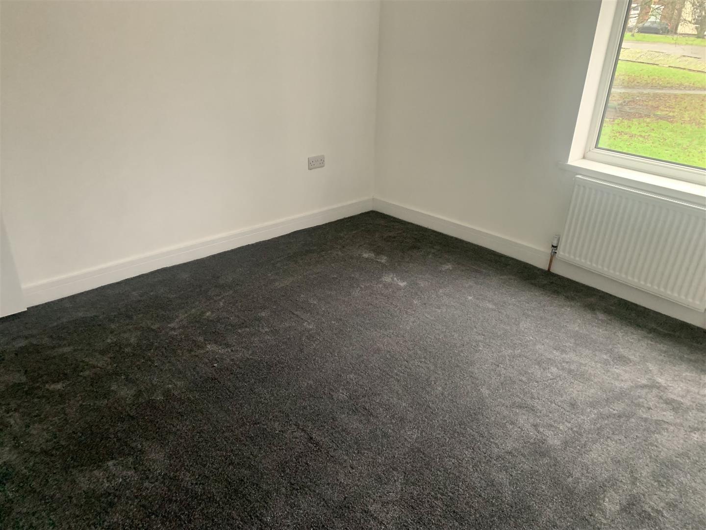 3 bed  to rent 14