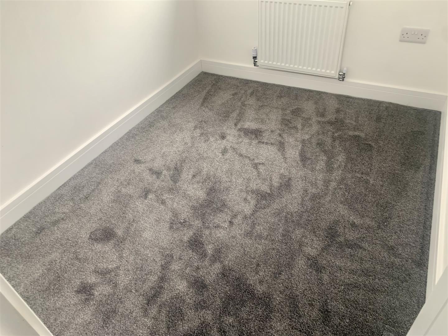 3 bed  to rent 17