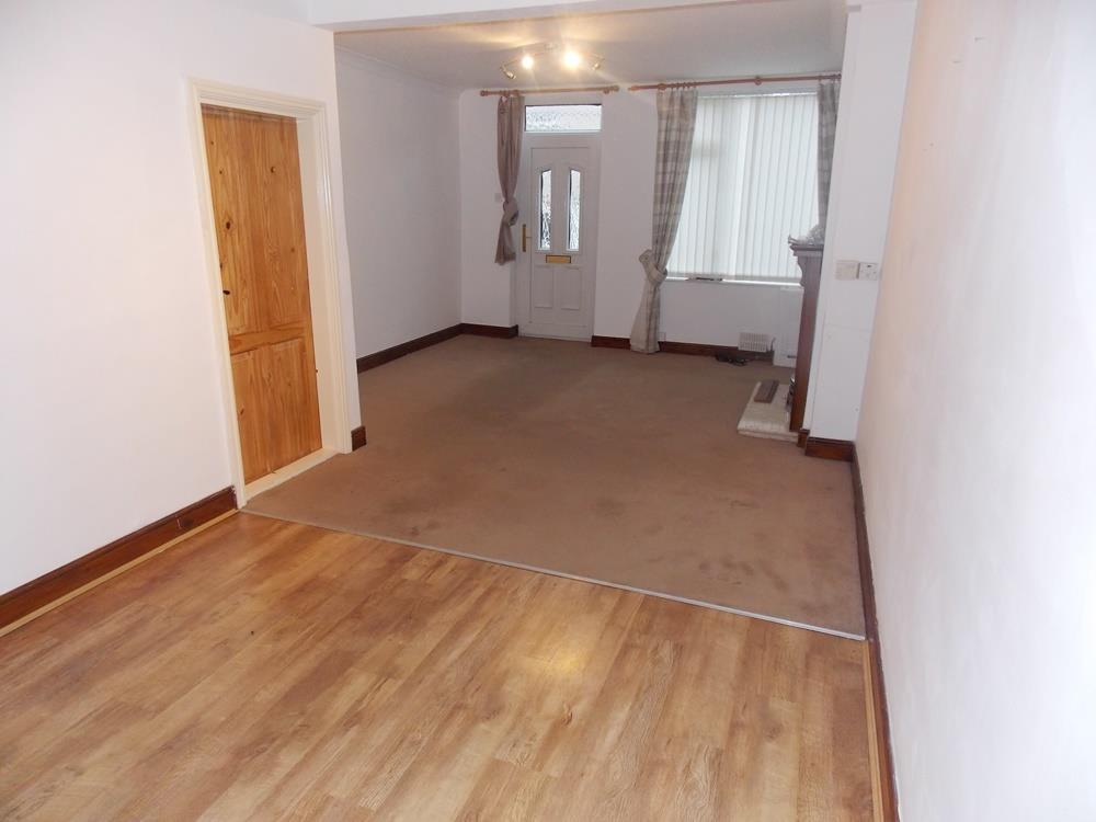 2 bed  to rent in Codnor 3