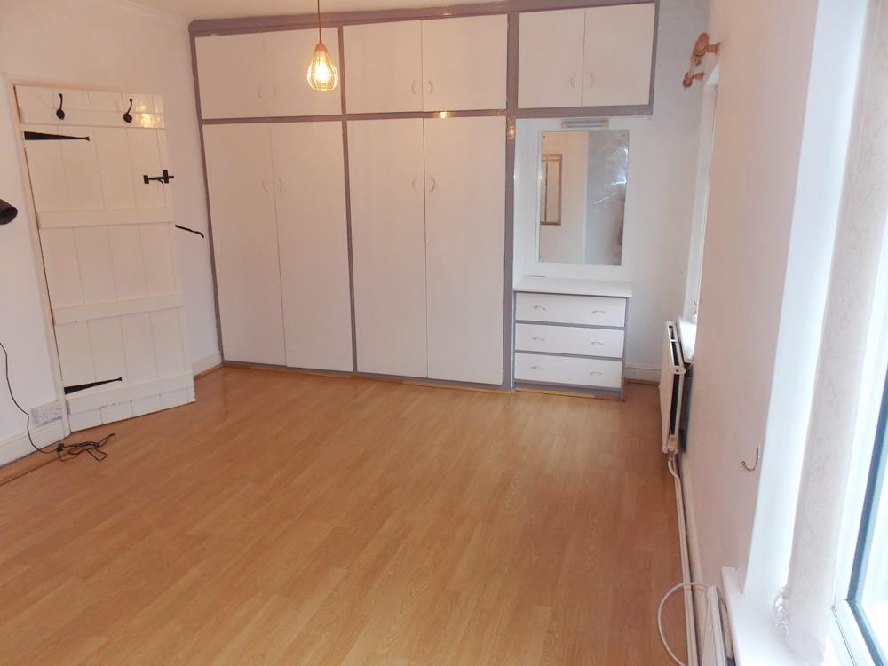 2 bed  to rent in Codnor 8