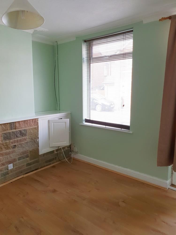2 bed  to rent in Ilkeston 2
