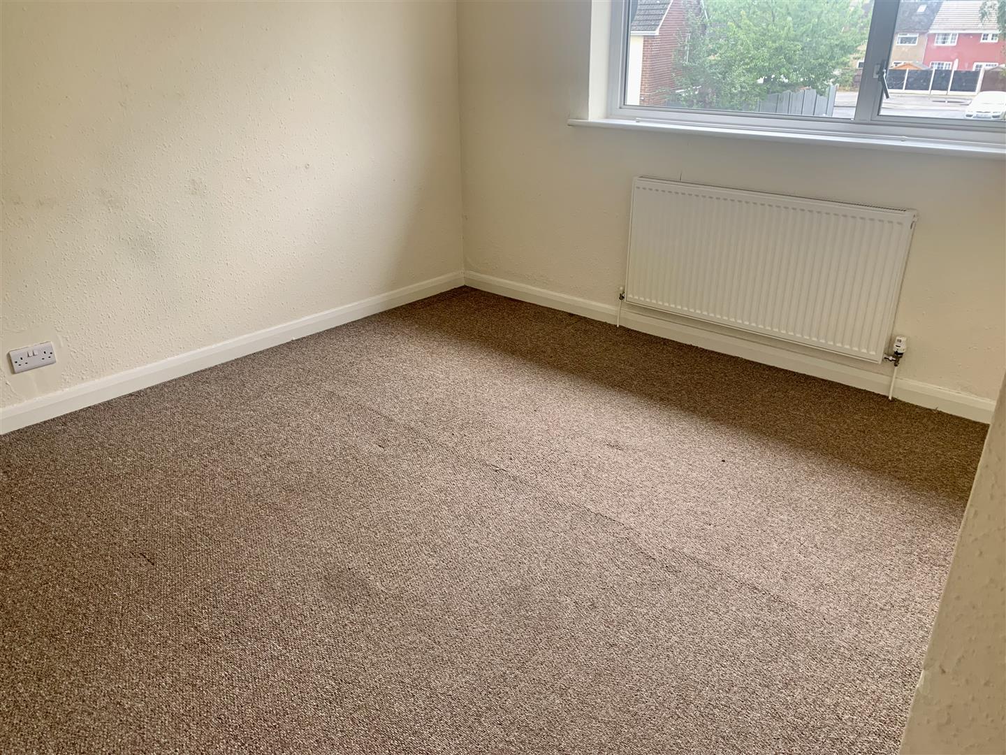 3 bed  to rent  - Property Image 6