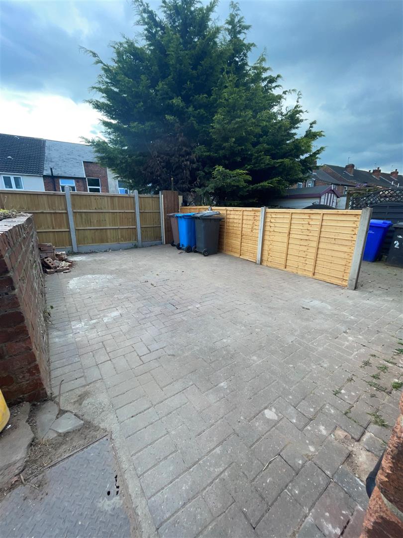 3 bed  to rent in Ilkeston 20