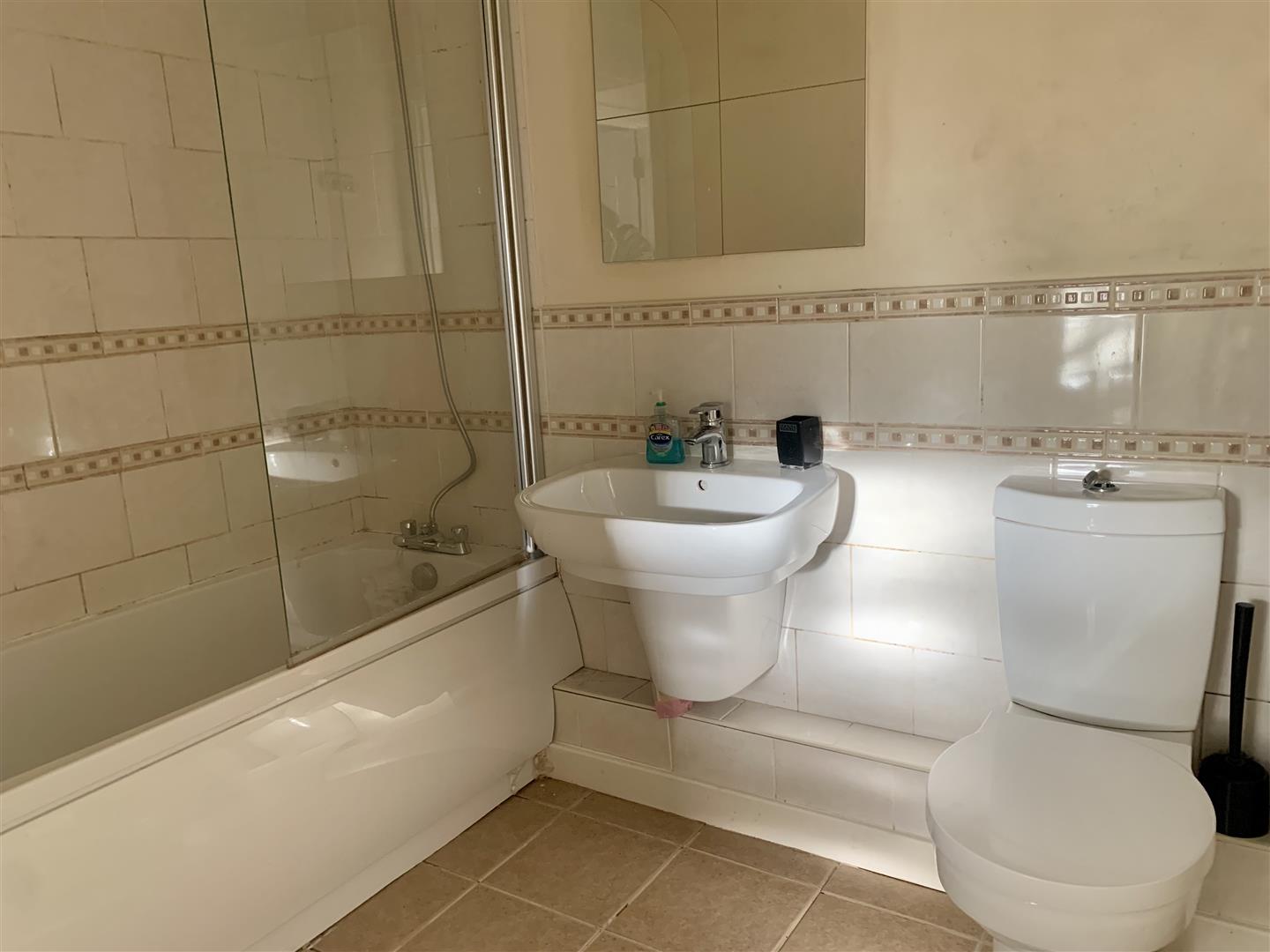 1 bed flat to rent 5