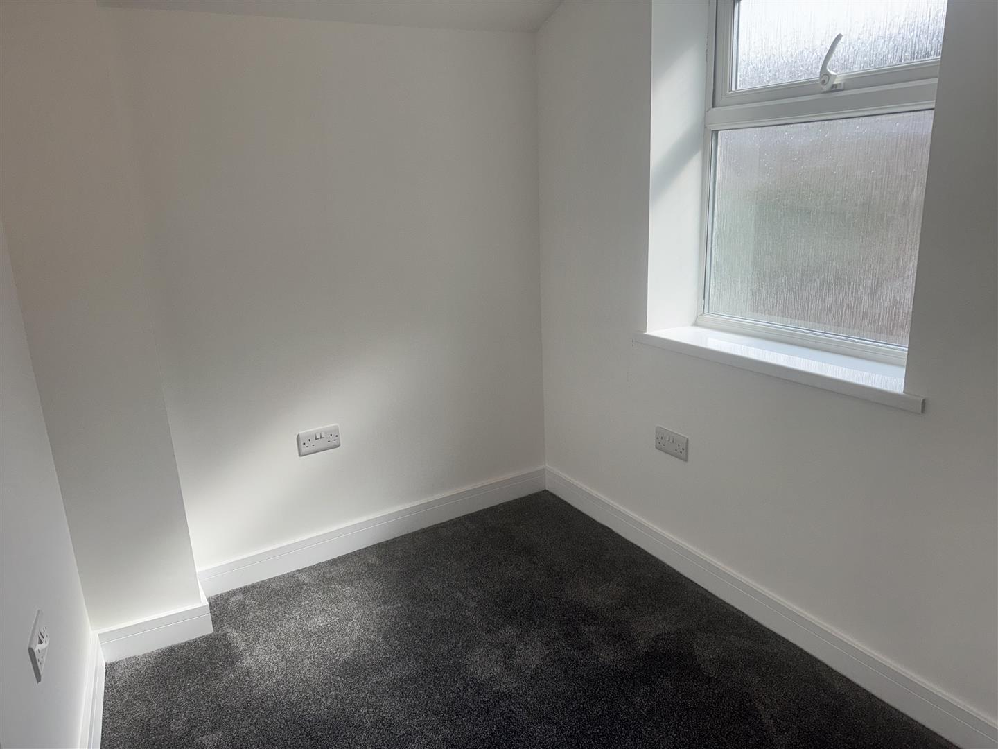3 bed to rent 6