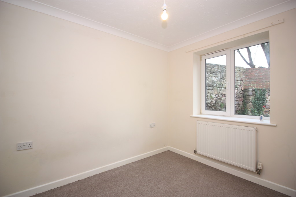 2 bed flat to rent in Park View, Prospect Place 9