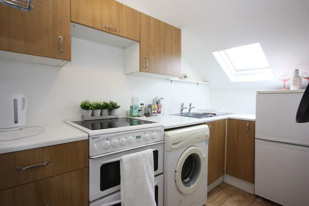 1 bed flat to rent in Raleigh Road, St Leonards  - Property Image 3