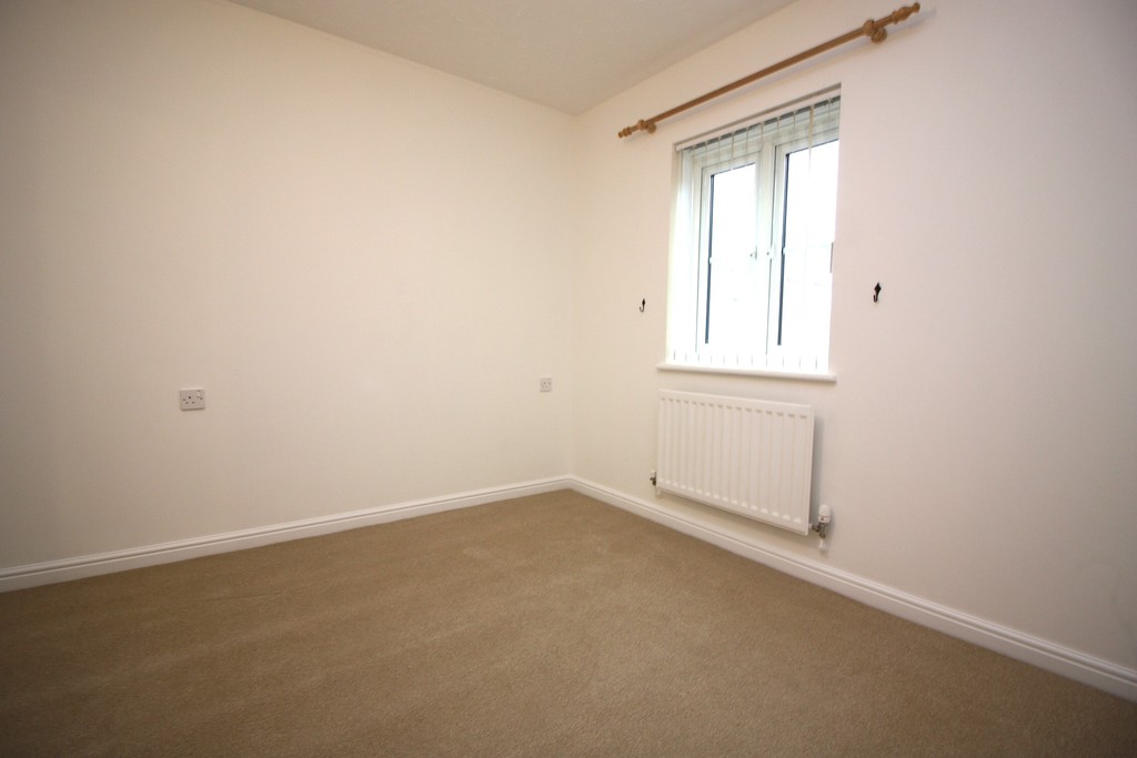 2 bed house to rent in Buckingham Road, Exeter 8