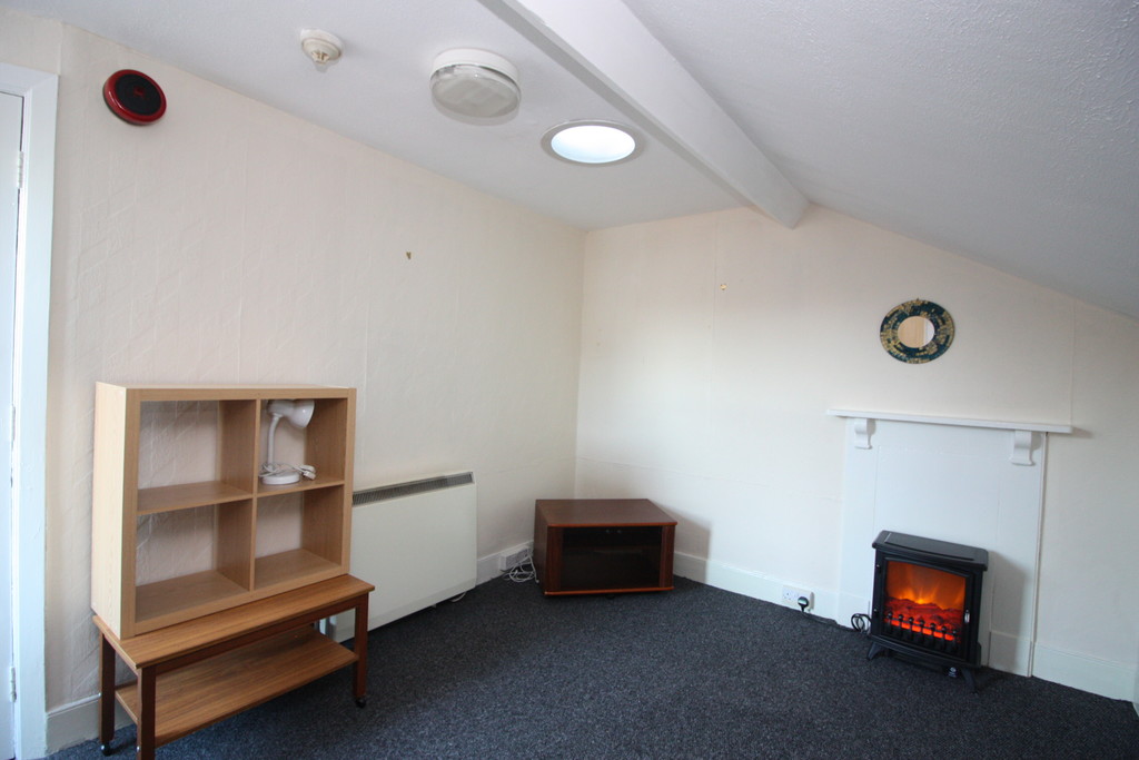 1 bed flat to rent in Prospect Park, Exeter 2
