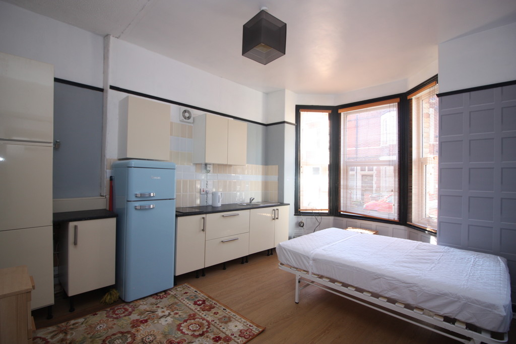 Flat to rent in Haldon Road, Exeter  - Property Image 2