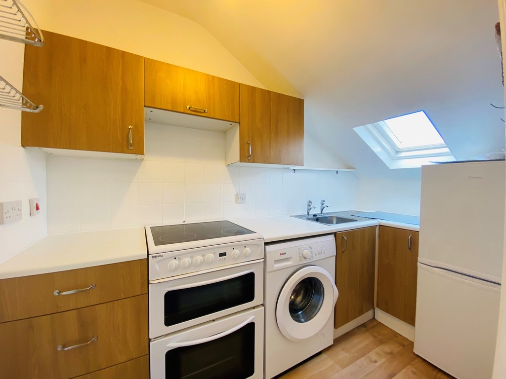 1 bed flat for sale in Raleigh Road, St Leonards 3