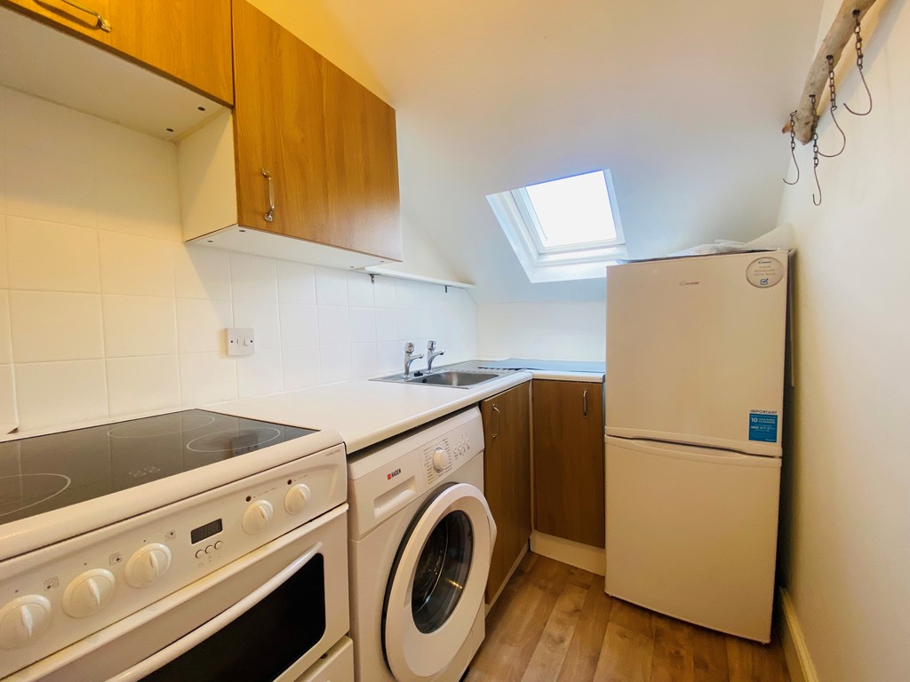 1 bed flat for sale in Raleigh Road, St Leonards 4