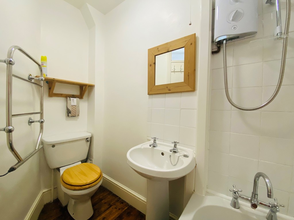 1 bed flat for sale in Raleigh Road, St Leonards 7