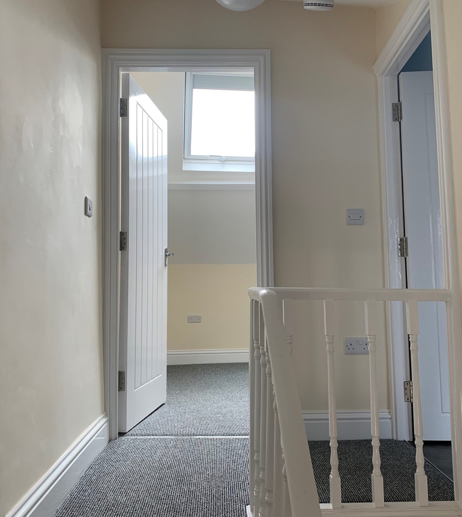 3 bed house to rent in Codrington Street 11