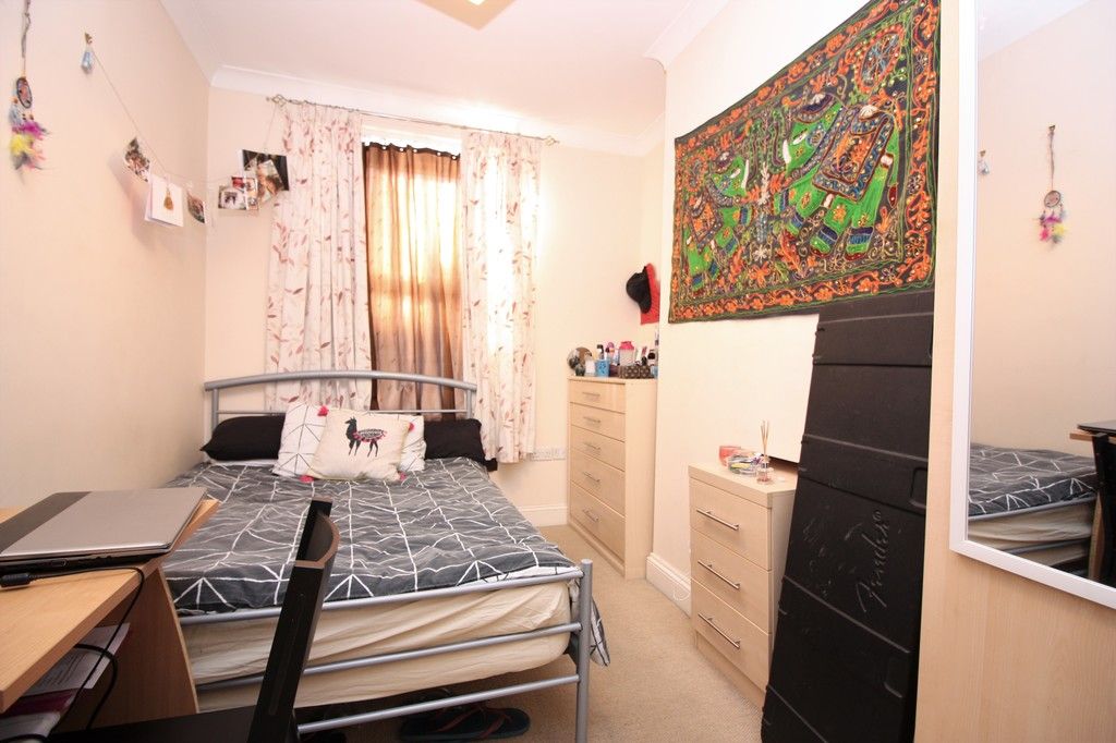 1 bed house to rent in Portland Street, Exeter - Shared House  - Property Image 2