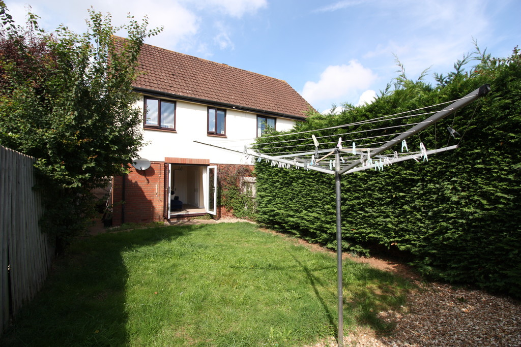 3 bed house to rent in Grasslands Drive - Property Image 1