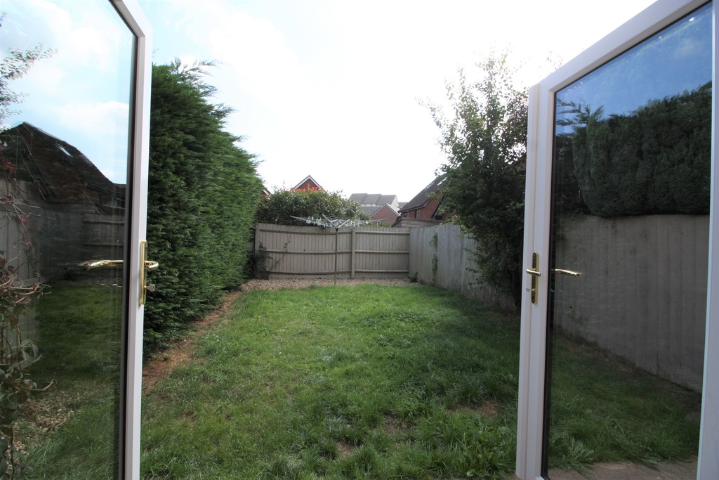 3 bed house to rent in Grasslands Drive  - Property Image 12