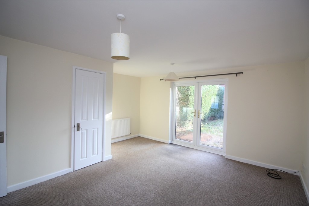 3 bed house to rent in Grasslands Drive  - Property Image 4