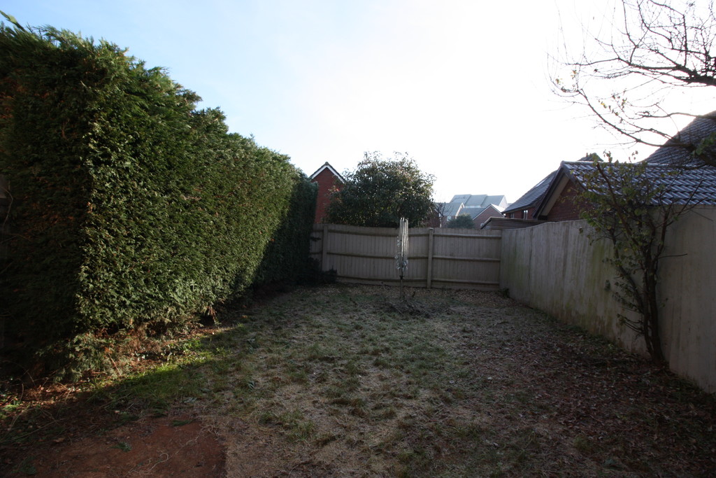 3 bed house to rent in Grasslands Drive 10