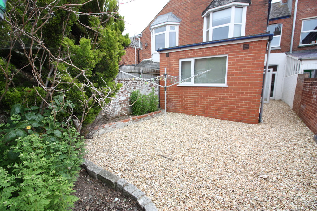 5 bed house to rent in ROOM LETS, Alphington Road 9