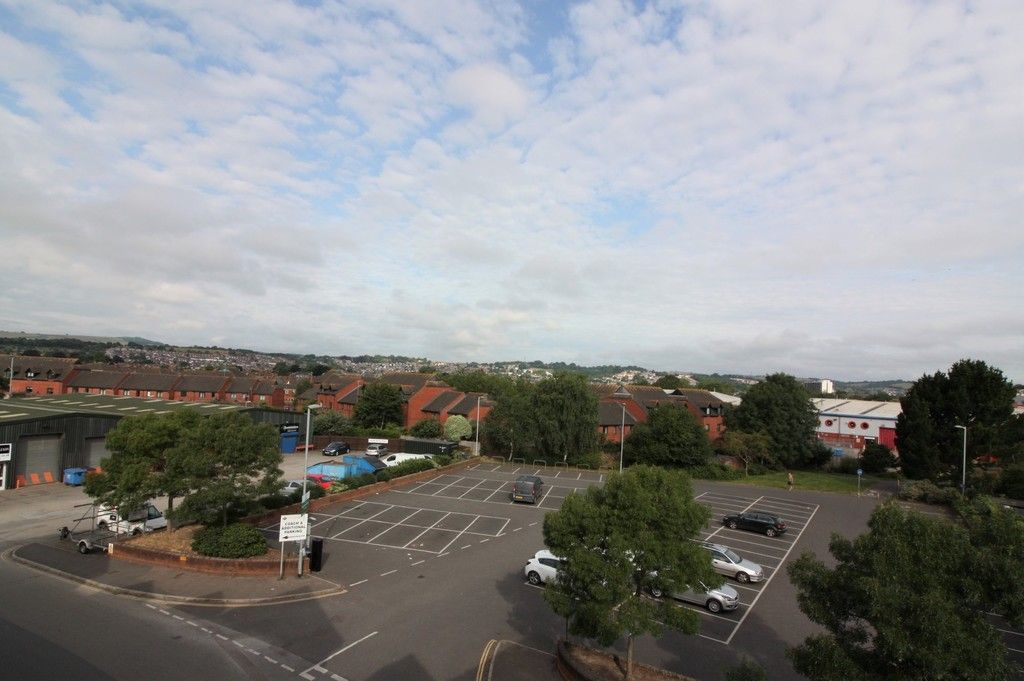 2 bed flat to rent in The Quay, Exeter  - Property Image 8