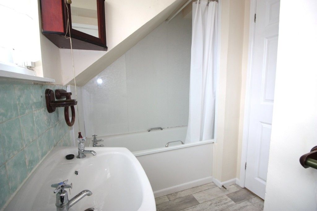 1 bed flat for sale in Friars Walk, St Leonards, Exeter 4