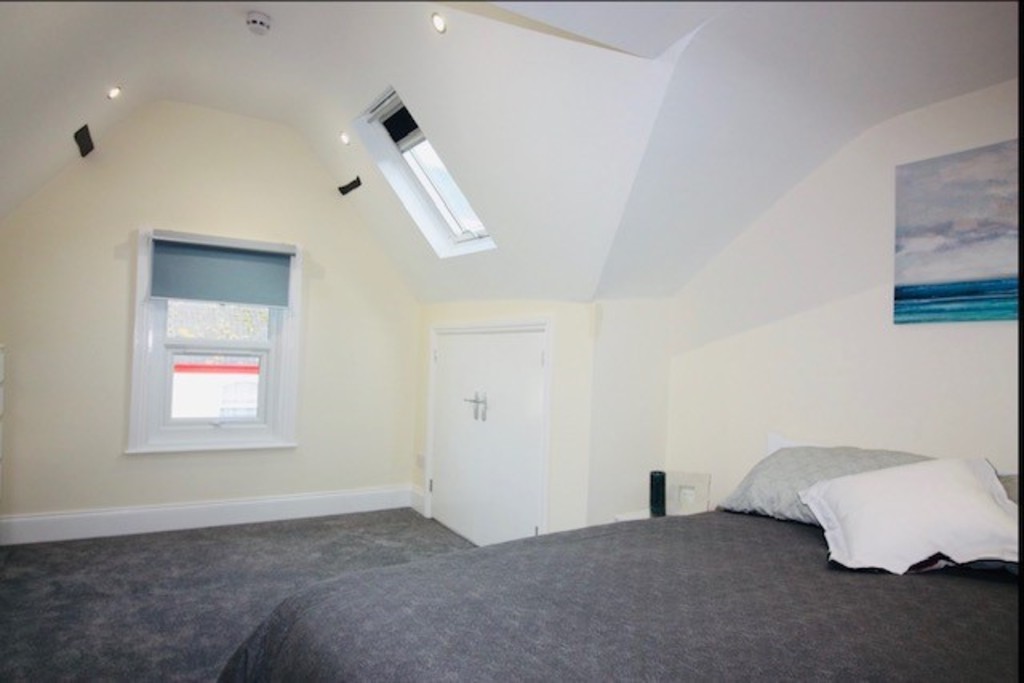 2 bed flat to rent in Northumberland Place, Teignmouth  - Property Image 8