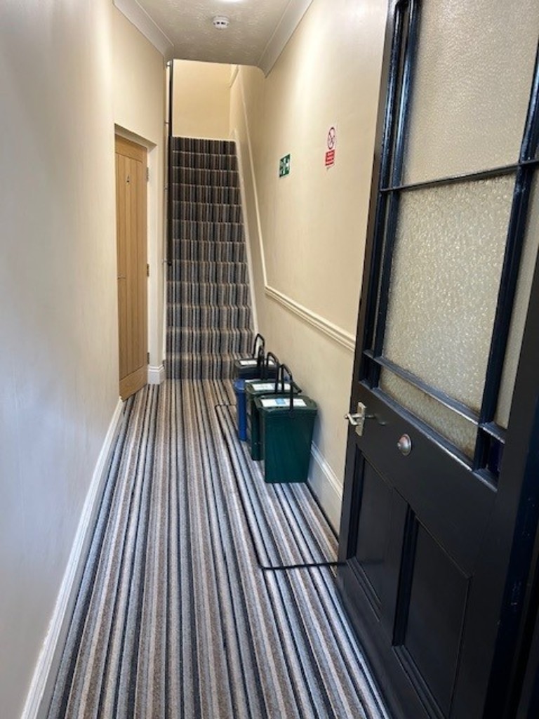 2 bed flat to rent in Northumberland Place, Teignmouth  - Property Image 9