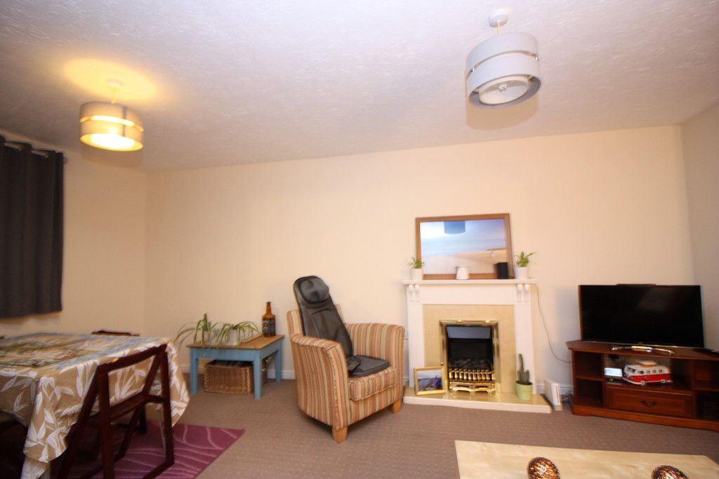 2 bed flat to rent in Lavender Road, Exeter 8