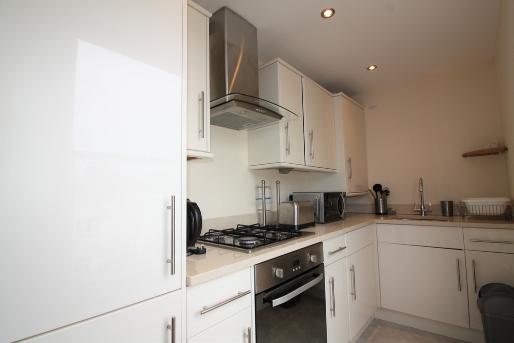 1 bed flat to rent in Shirehampton House, 35-37 St Davids Hill 5