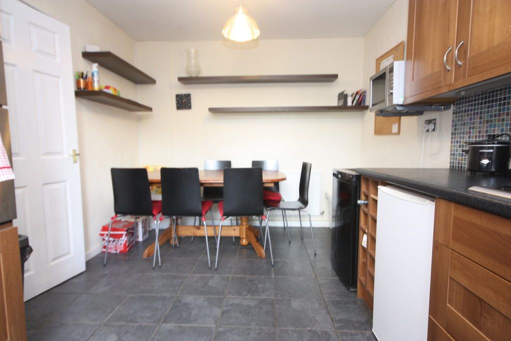 4 bed house to rent in Chanter  Court, Bishop Westall Road 3