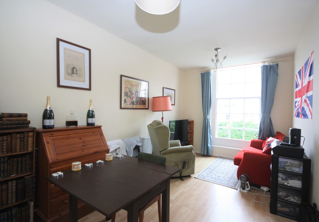 1 bed flat to rent in Victoria Park Road, Exeter  - Property Image 3