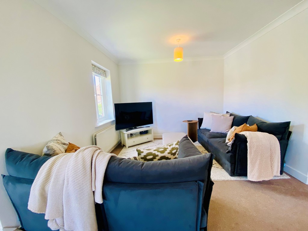 2 bed flat to rent in Gras Lawn, St Leonards, Exeter  - Property Image 3