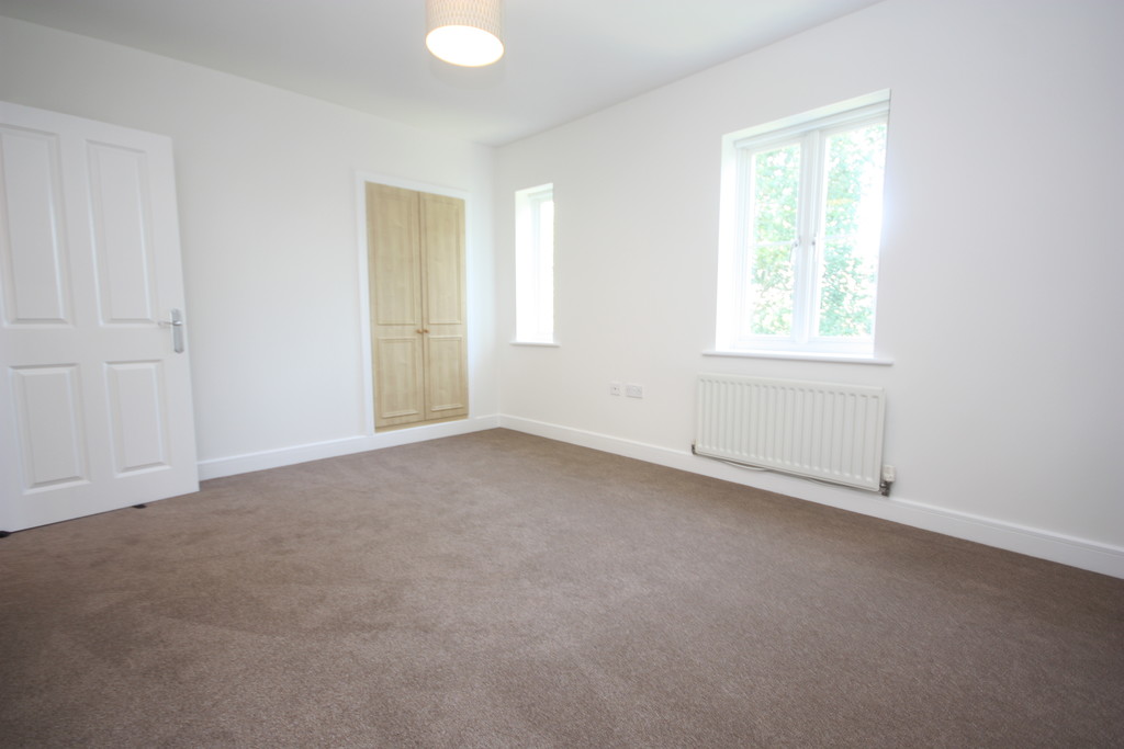 2 bed flat to rent in Gras Lawn, St Leonards, Exeter  - Property Image 8