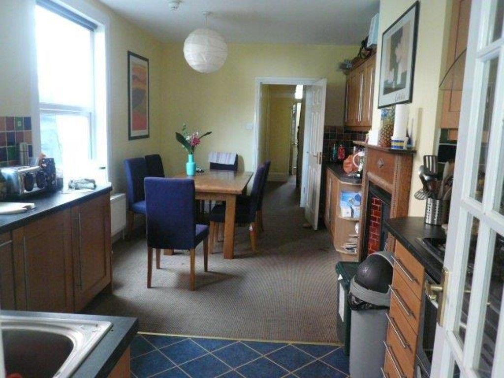 1 bed house to rent in St Johns Road  - Property Image 1