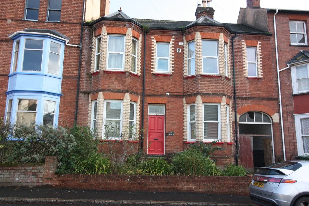 2 bed flat to rent in Old Tiverton Road  - Property Image 1