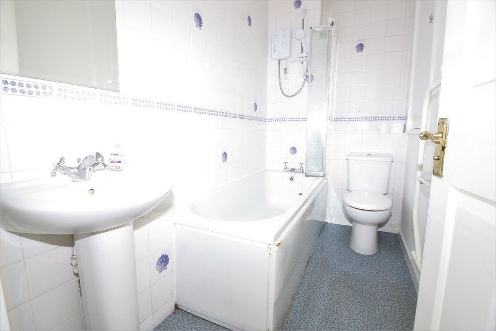 2 bed house for sale in Chantry Meadow, Alphington, Exeter 4