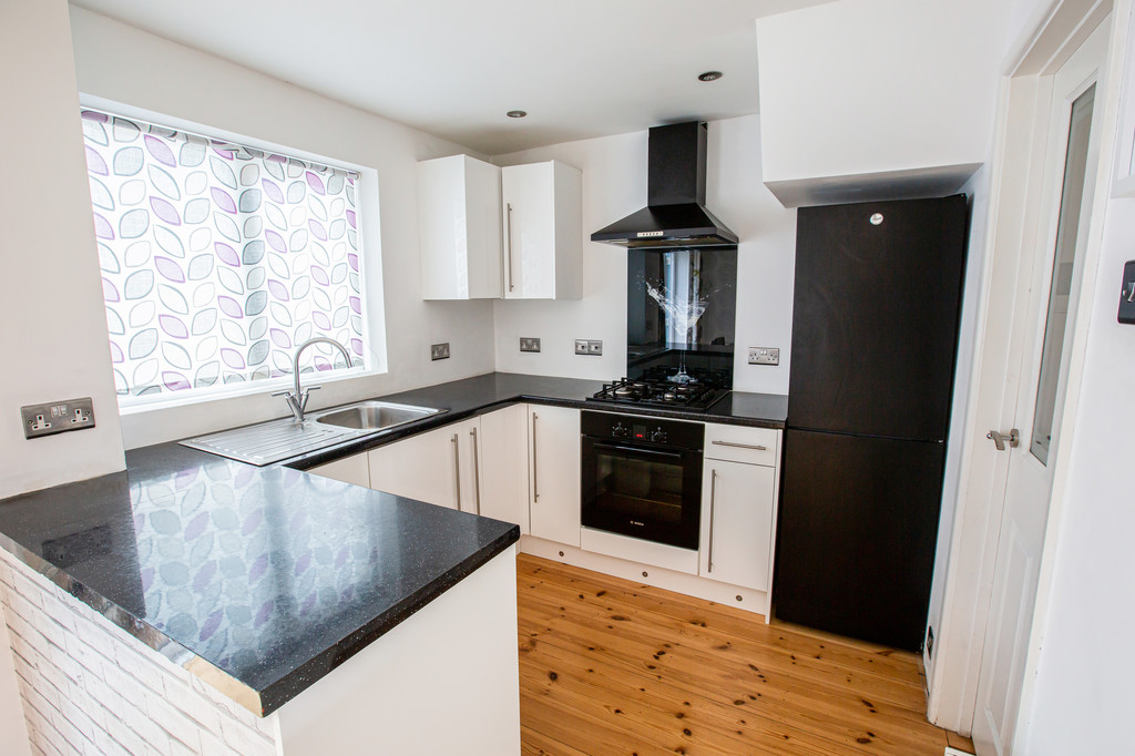 2 bed house to rent in Harrington Gardens, Pinhoe, Exeter  - Property Image 2