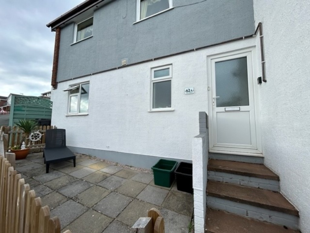 2 bed flat to rent in Upper Longlands, Dawlish   - Property Image 12