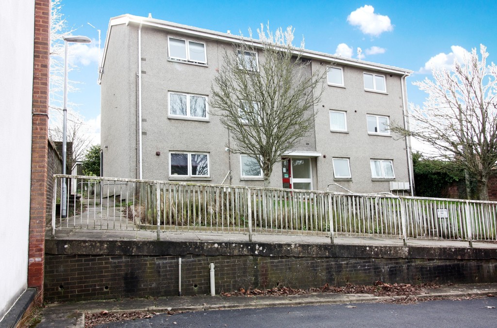 1 bed flat for sale in Sandford Walk, Newtown - Property Image 1