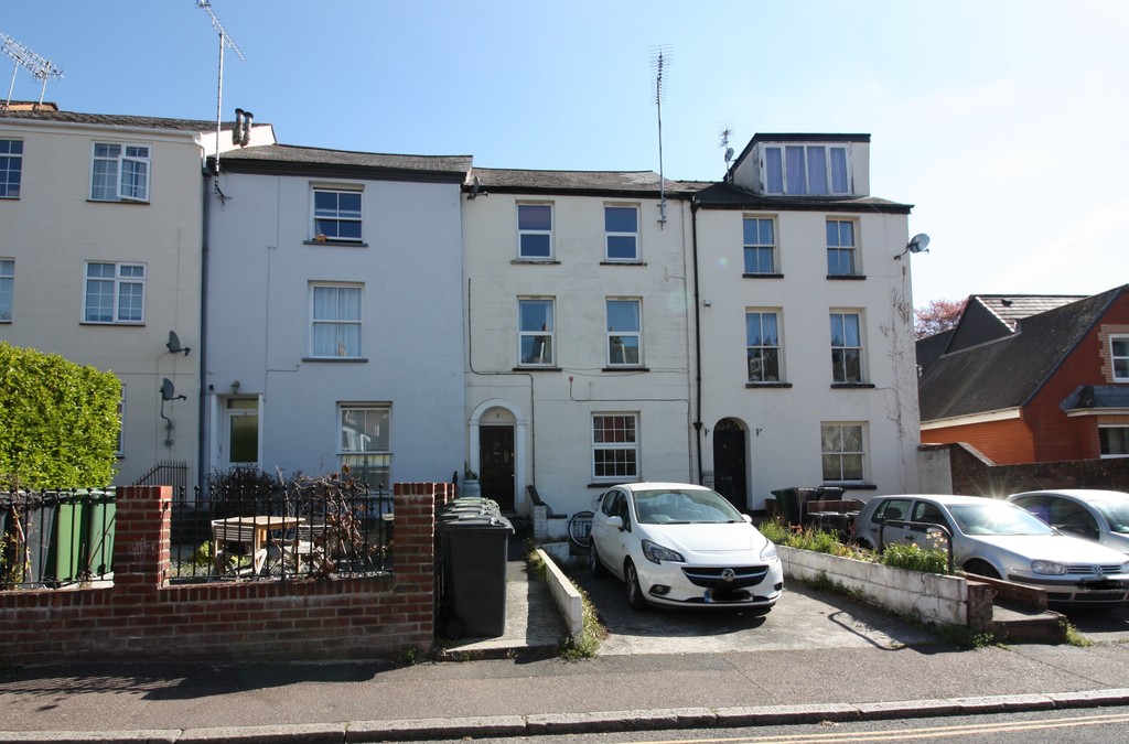 1 bed flat to rent in Grosvenor Place, Exeter - Property Image 1