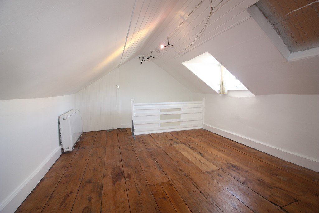 1 bed flat to rent in Grosvenor Place, Exeter  - Property Image 4