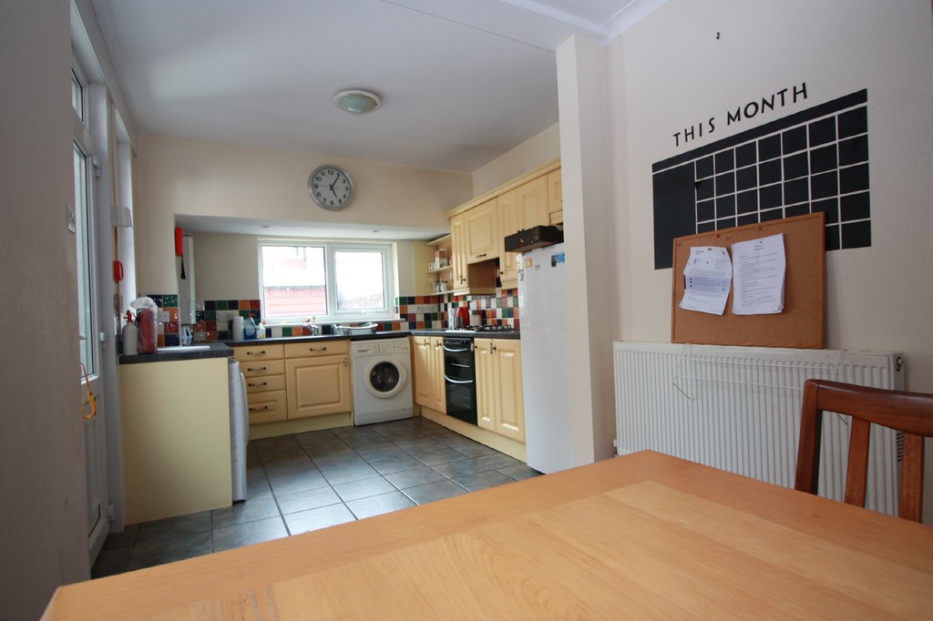 5 bed house for sale in Barrack Road, Exeter 3